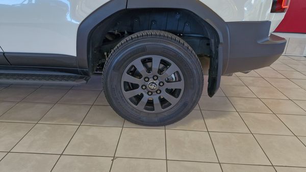 2026-Toyota-Land-Cruiser-Prado-VX-R-28GD-Auto image:6