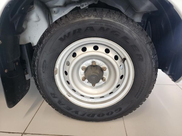 2019-Isuzu-D-Max-250C-Single-Cab image:4