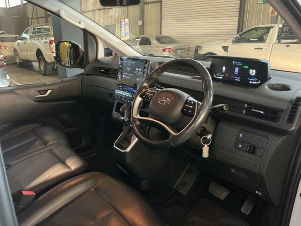 2023-Hyundai-Staria-22d-Executive-Auto image:15