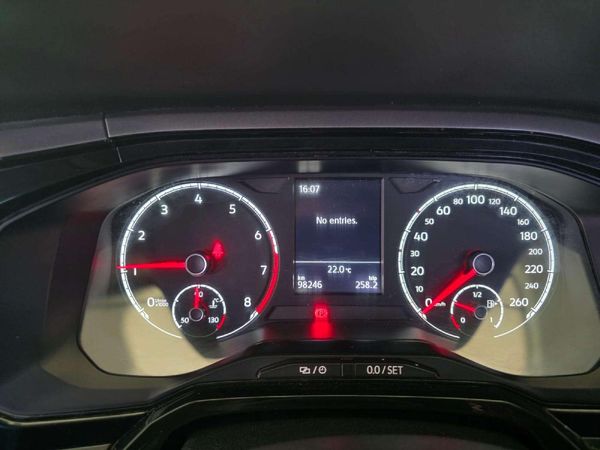 2020-Volkswagen-Polo-10-TSI-Trendline image:12