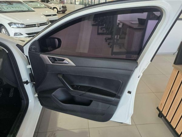 2020-Volkswagen-Polo-10-TSI-Trendline image:13