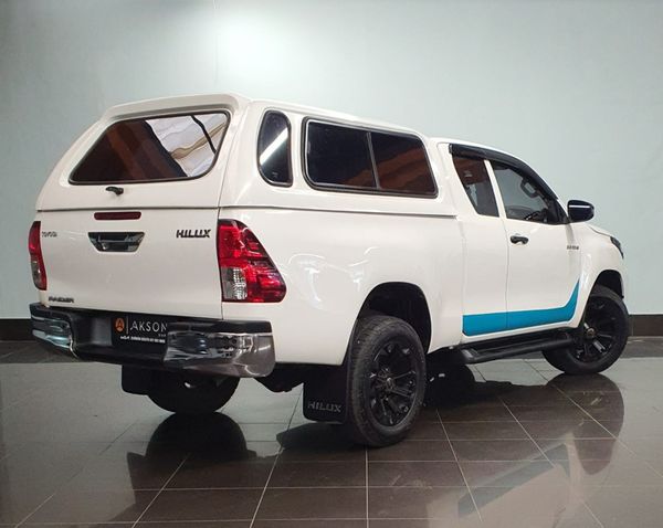 2022-Toyota-Hilux-24-GD-6-Raised-Body-Raider-Auto-Extended-Cab image:10