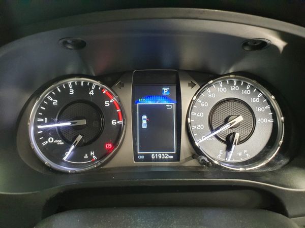 2022-Toyota-Hilux-24-GD-6-Raised-Body-Raider-Auto-Extended-Cab image:19