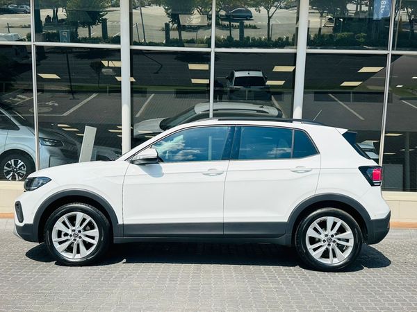 2026-Volkswagen-T-Cross-10-TSI image:11
