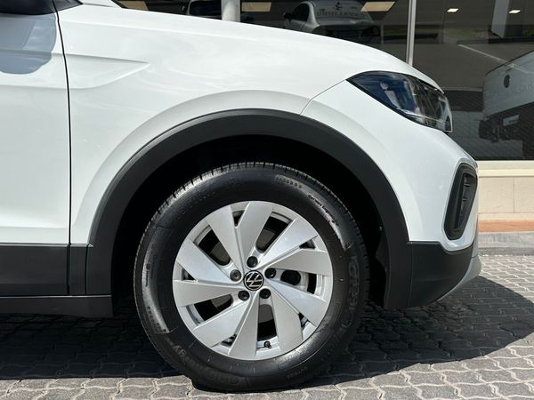 2026-Volkswagen-T-Cross-10-TSI image:24