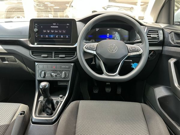 2026-Volkswagen-T-Cross-10-TSI image:33