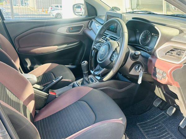 2025-Suzuki-Fronx-15-GL image:18