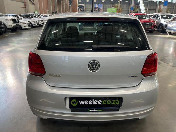 2012-Volkswagen-Polo-12-TDI-Bluemotion-5-dr image:3
