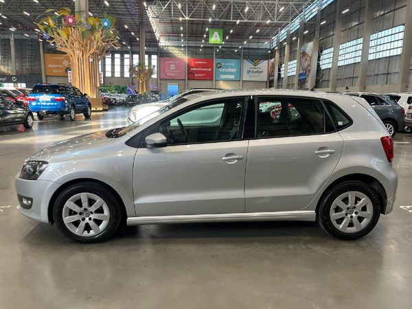 2012-Volkswagen-Polo-12-TDI-Bluemotion-5-dr image:5