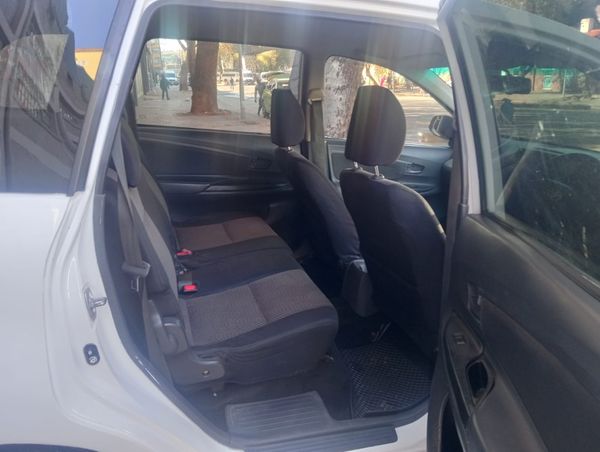 2012-Toyota-Avanza-15-SX image:8