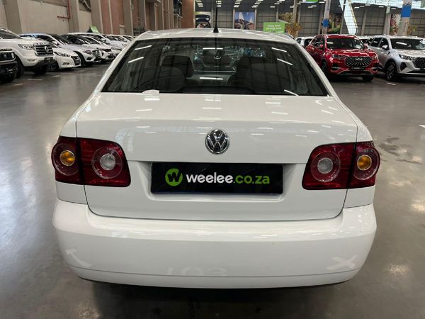 2016-Volkswagen-Polo-Vivo-GP-16-Trendline image:3