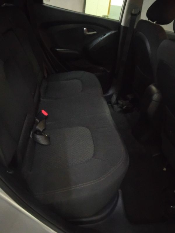 2013-Hyundai-ix35-20-Premium image:11