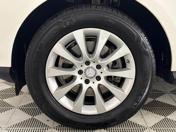 2013-Mercedes-Benz-ML-250-Bluetec image:4