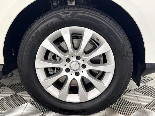 2013-Mercedes-Benz-ML-250-Bluetec image:5