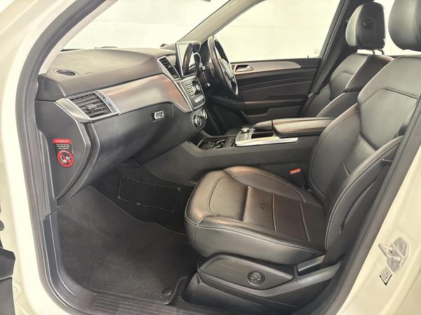 2013-Mercedes-Benz-ML-250-Bluetec image:8