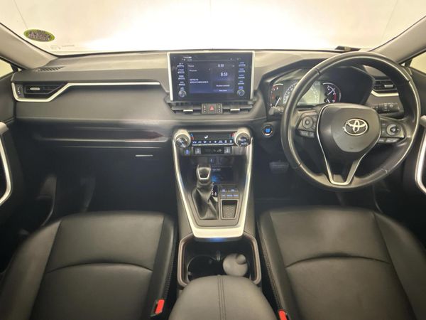 2022-Toyota-RAV4-20-VX-CVT image:1