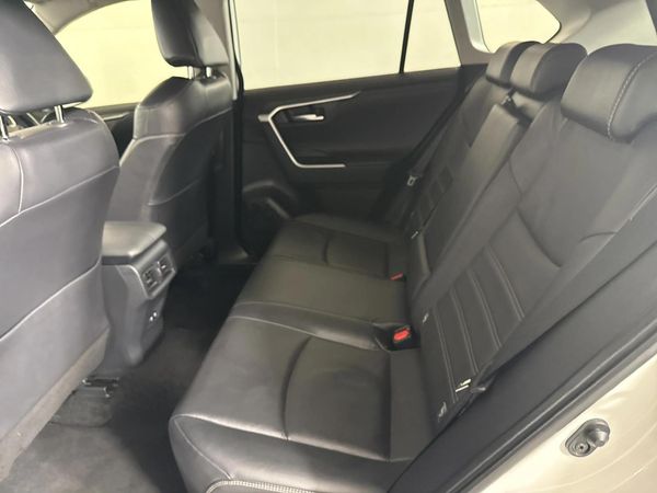 2022-Toyota-RAV4-20-VX-CVT image:3