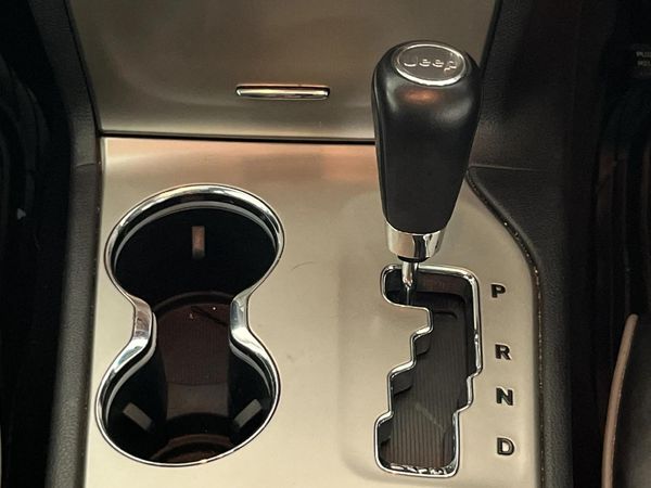 2013-Jeep-Grand-Cherokee-30-V6-CRD-Overland image:10