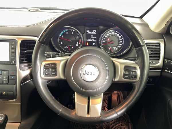 2013-Jeep-Grand-Cherokee-30-V6-CRD-Overland image:11