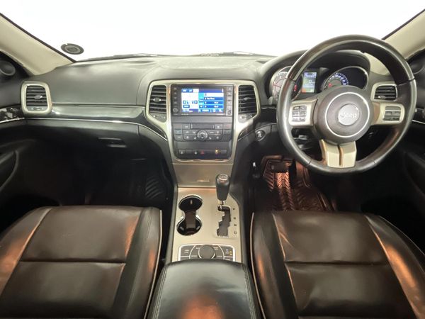 2013-Jeep-Grand-Cherokee-30-V6-CRD-Overland image:1