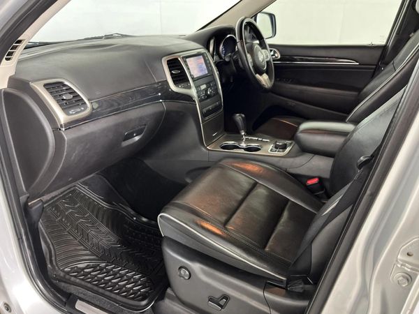 2013-Jeep-Grand-Cherokee-30-V6-CRD-Overland image:8