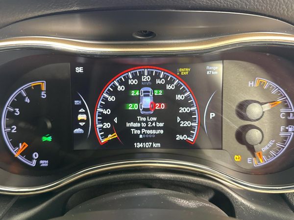 2019-Jeep-Grand-Cherokee-30-V6-Limited image:2