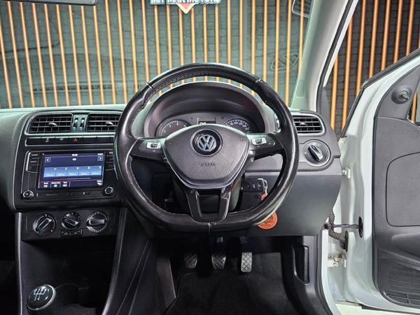 2020-Volkswagen-Polo-Vivo-16-Highline-5-dr image:9