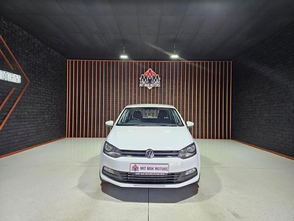 2020-Volkswagen-Polo-Vivo-16-Highline-5-dr image:1