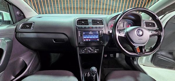 2020-Volkswagen-Polo-Vivo-16-Highline-5-dr image:20