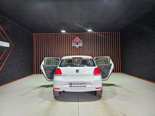 2020-Volkswagen-Polo-Vivo-16-Highline-5-dr image:22