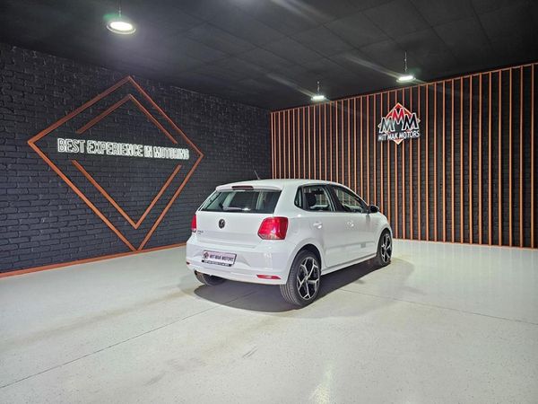 2020-Volkswagen-Polo-Vivo-16-Highline-5-dr image:24