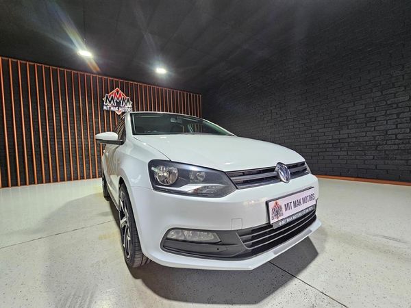 2020-Volkswagen-Polo-Vivo-16-Highline-5-dr image:5