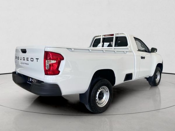 2026-Peugeot-Landtrek-19D-Professional-Single-Cab image:3