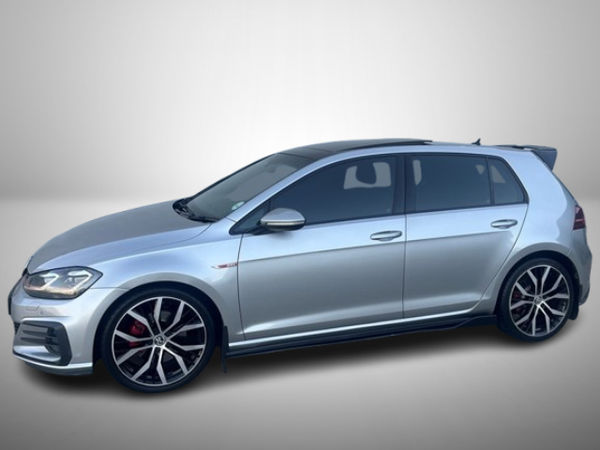 2019-Volkswagen-Golf-VII-GTI-20-TSI-Auto image:4