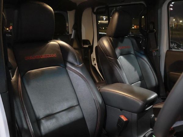 2025-Jeep-Gladiator-Rubicon-36-4x4-Double-Cab-Auto image:20