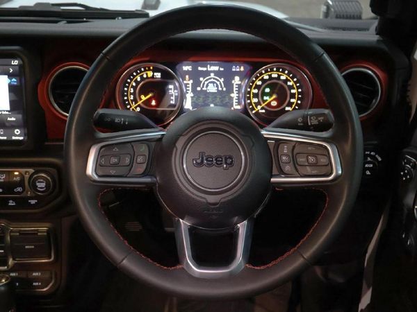 2025-Jeep-Gladiator-Rubicon-36-4x4-Double-Cab-Auto image:27