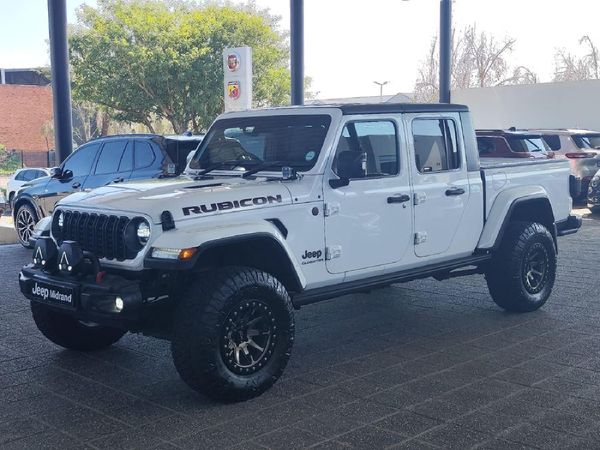 2025-Jeep-Gladiator-Rubicon-36-4x4-Double-Cab-Auto image:3