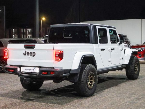 2025-Jeep-Gladiator-Rubicon-36-4x4-Double-Cab-Auto image:7