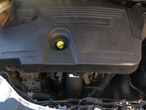 2015-Ford-Kuga-20-TDCi-Titanium-AWD-Auto image:19