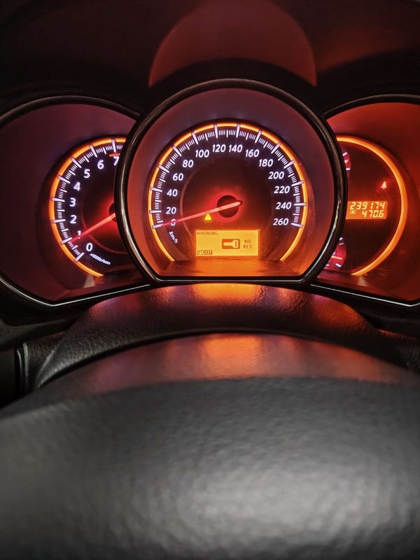 2009-Nissan-Murano-35 image:10