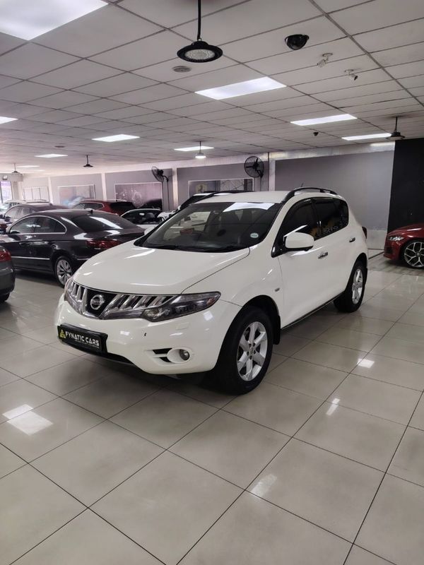 2009-Nissan-Murano-35 image:2