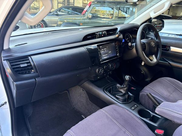 2020-Toyota-Hilux-24-GD-6-Raised-Body-SRX-Extended-Cab image:7