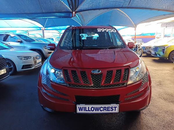 2014-Mahindra-XUV-500-22D-mHawk-7-seat-W8 image:5
