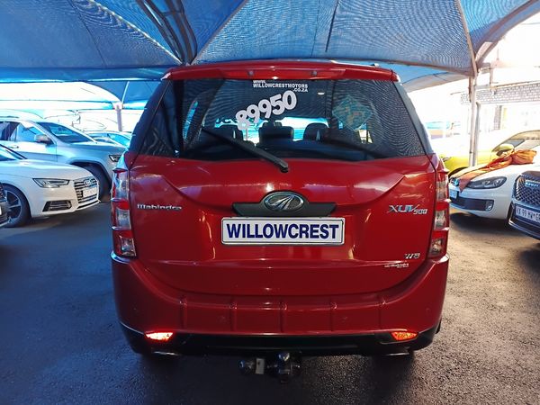 2014-Mahindra-XUV-500-22D-mHawk-7-seat-W8 image:6