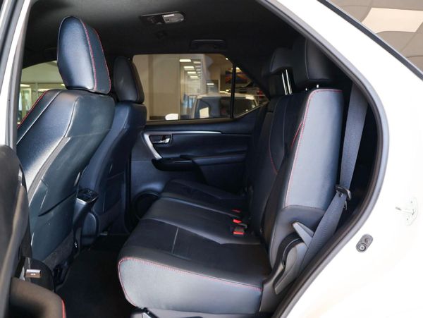 2026-Toyota-Fortuner-28GD-6-4x4-GR-S-Auto image:12
