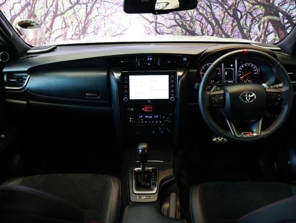2026-Toyota-Fortuner-28GD-6-4x4-GR-S-Auto image:16