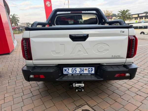 2026-JAC-T9-20-CTI-Super-Lux-Auto-Double-Cab image:3