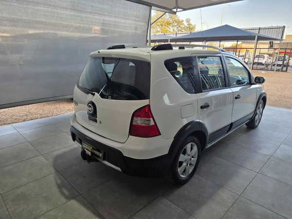 2013-Nissan-Livina-16-Acenta-X-Gear image:6