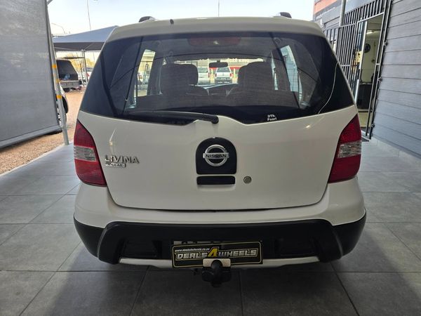 2013-Nissan-Livina-16-Acenta-X-Gear image:7