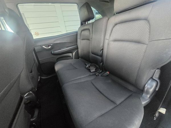 2020-Honda-BR-V-15-Comfort-Auto image:10